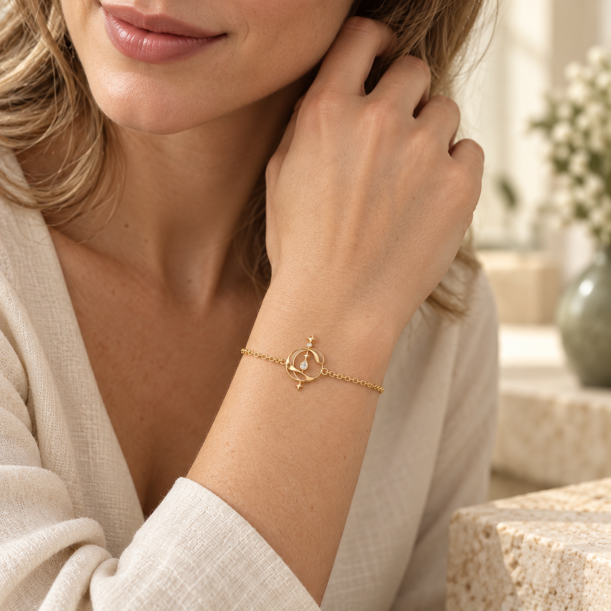 CURVEMIX Siena Fine Chain Bracelet