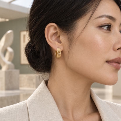 CURVEMIX Isla Mini Huggie Earrings